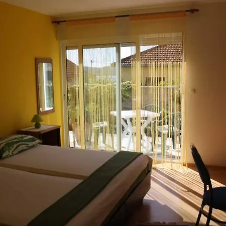 In With Balcony, Air Conditioning, Wifi 4328-4 Apartment